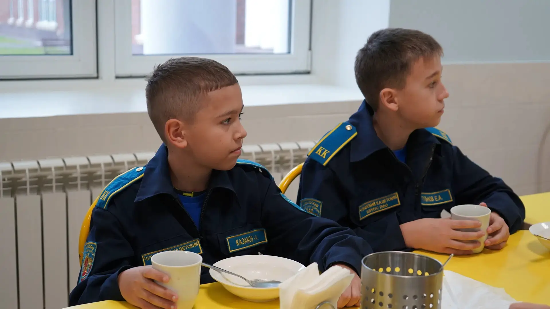 🥣 Завтрак с директором: первая встреча