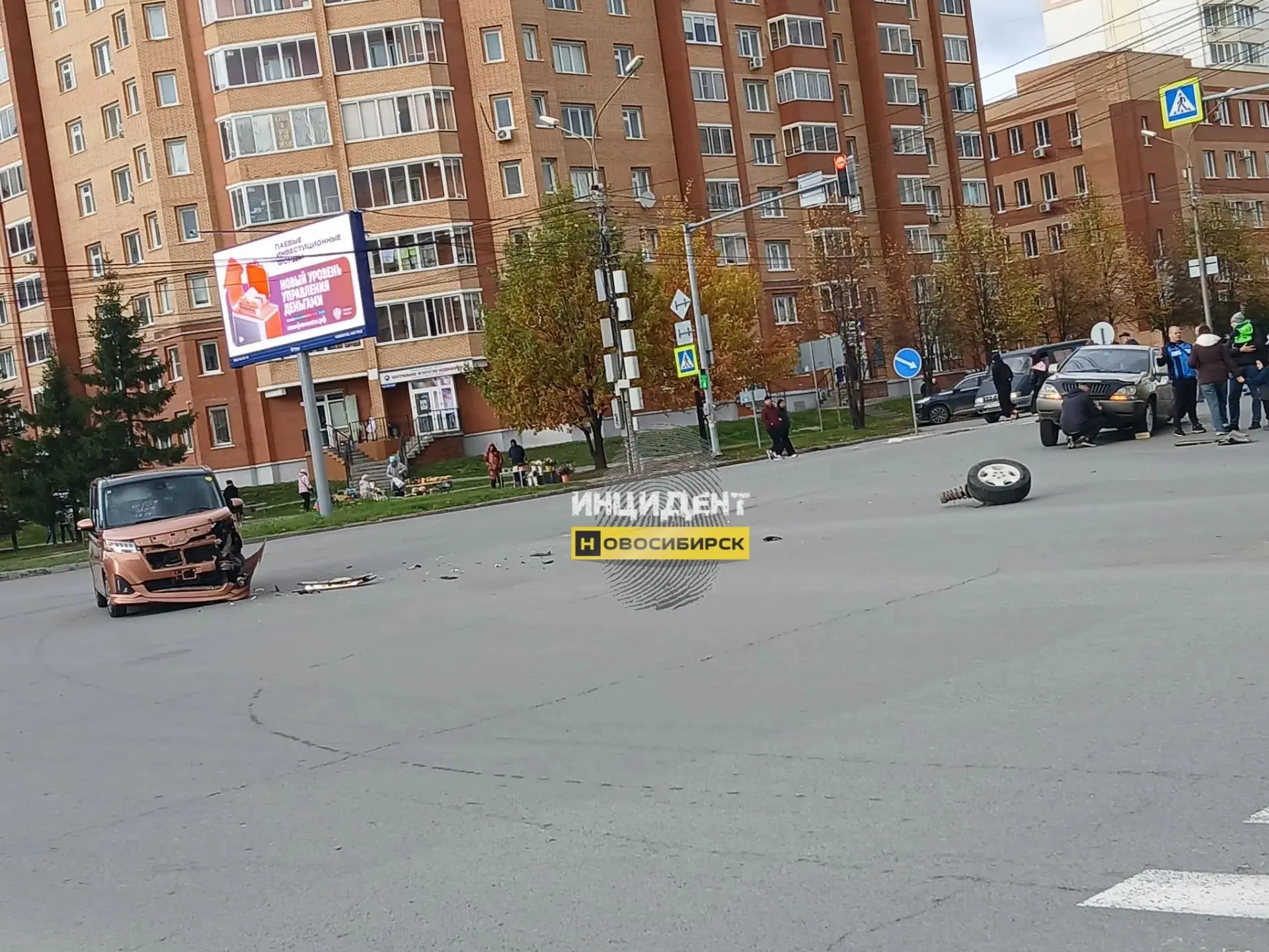 В м/р Родники, на пересечении улиц Гребенщикова и Тюленина, произошло столкновение двух...