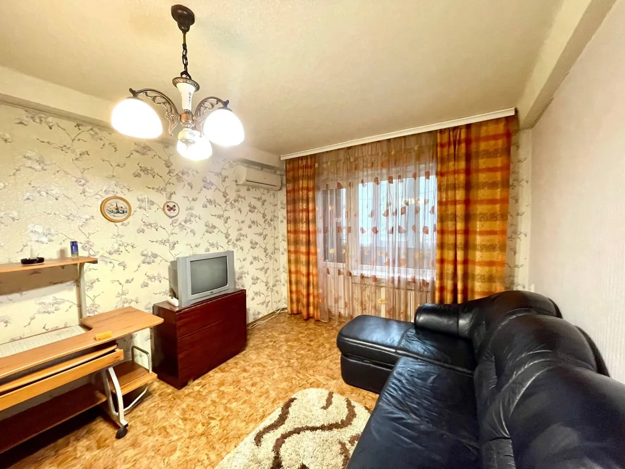 Продажа 3х Квартиры в Киевском районе, улица Лузина 4