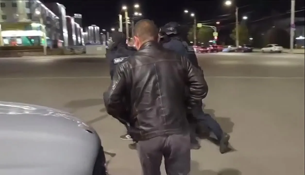 📌В Кирове вновь задержали юриста Антона Долгих.