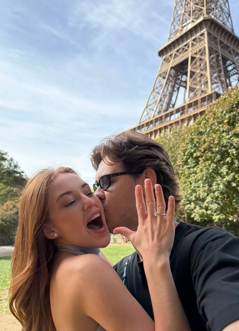 💍 Тиктокер Стас Понятовский сделал предложение своей возлюбленной Полине