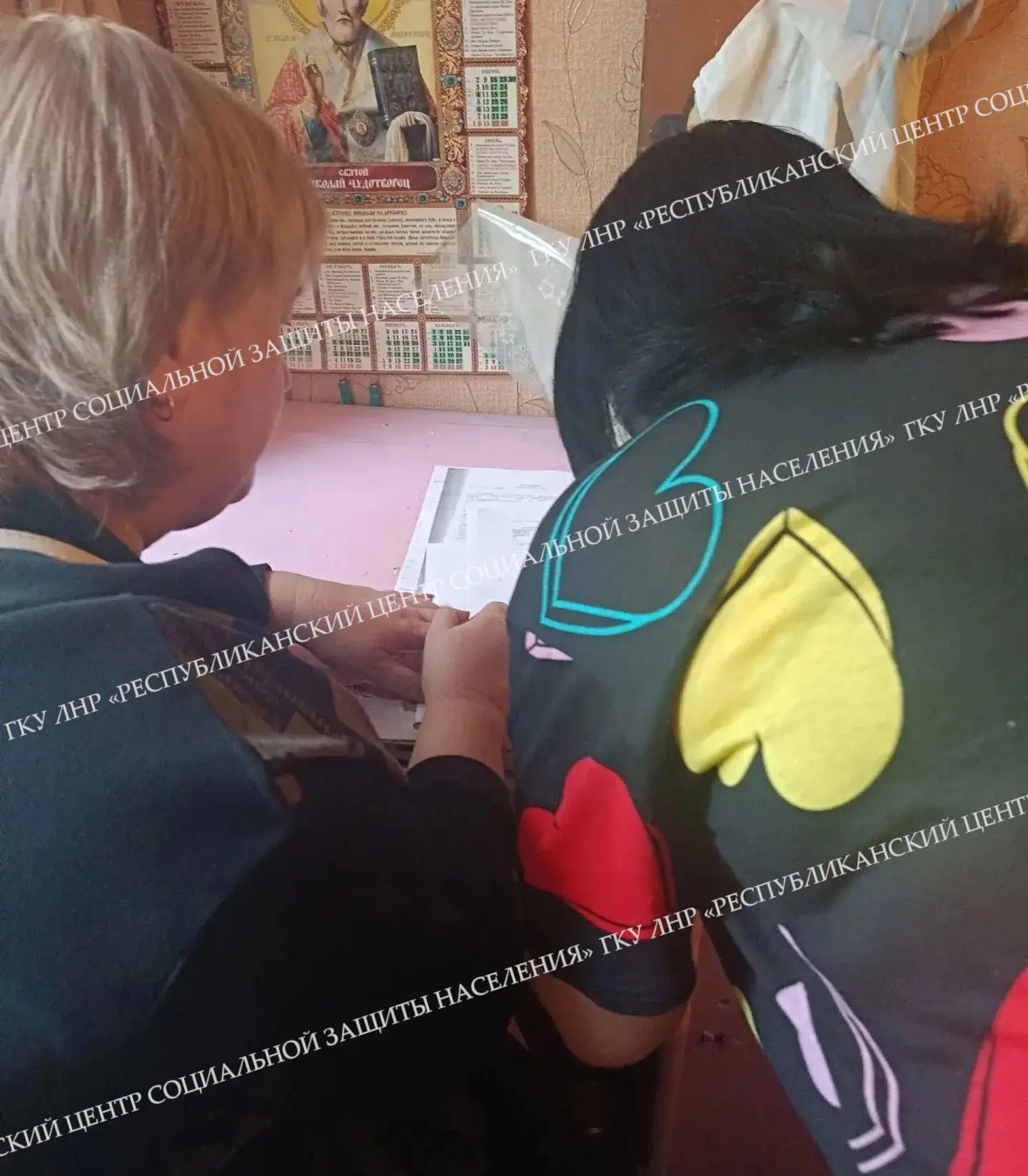 Выезд специалистов филиала № 2 ГКУ ЛНР «РЦСЗН» в Жовтневом районе г. Луганск по месту п...