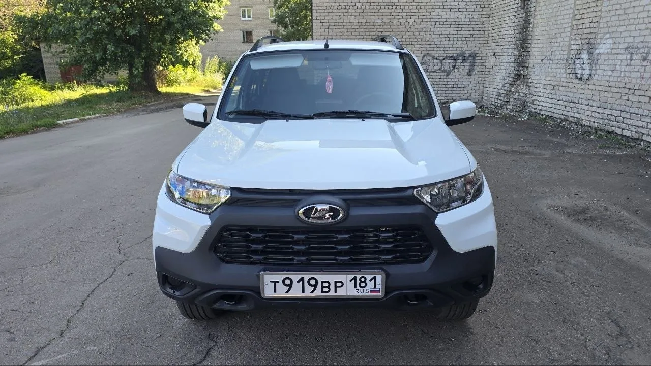 Продам Lada Niva Travel.