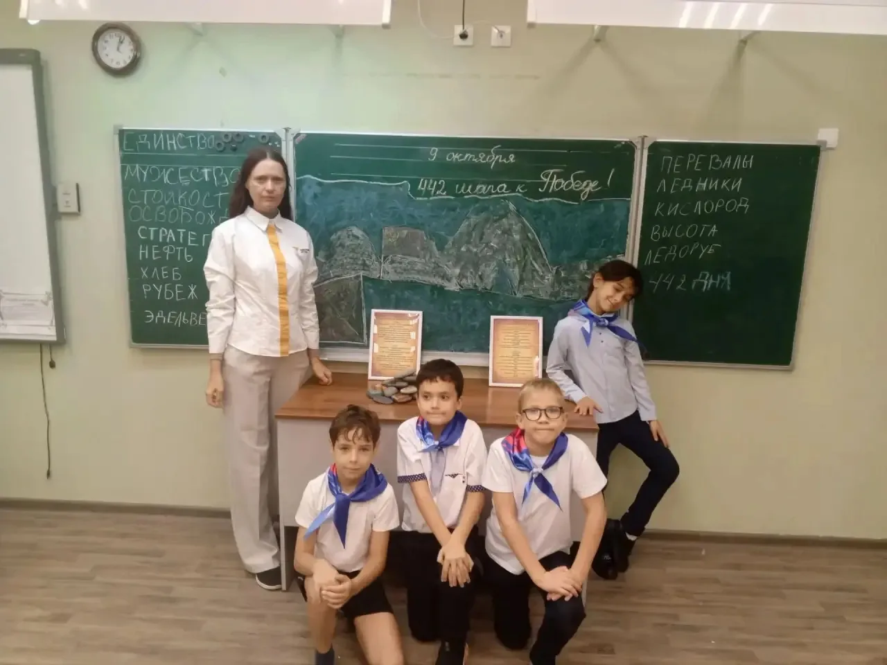 🏔 В школе №1 прошла патриотическая акция «Письмо на кавказском камне»