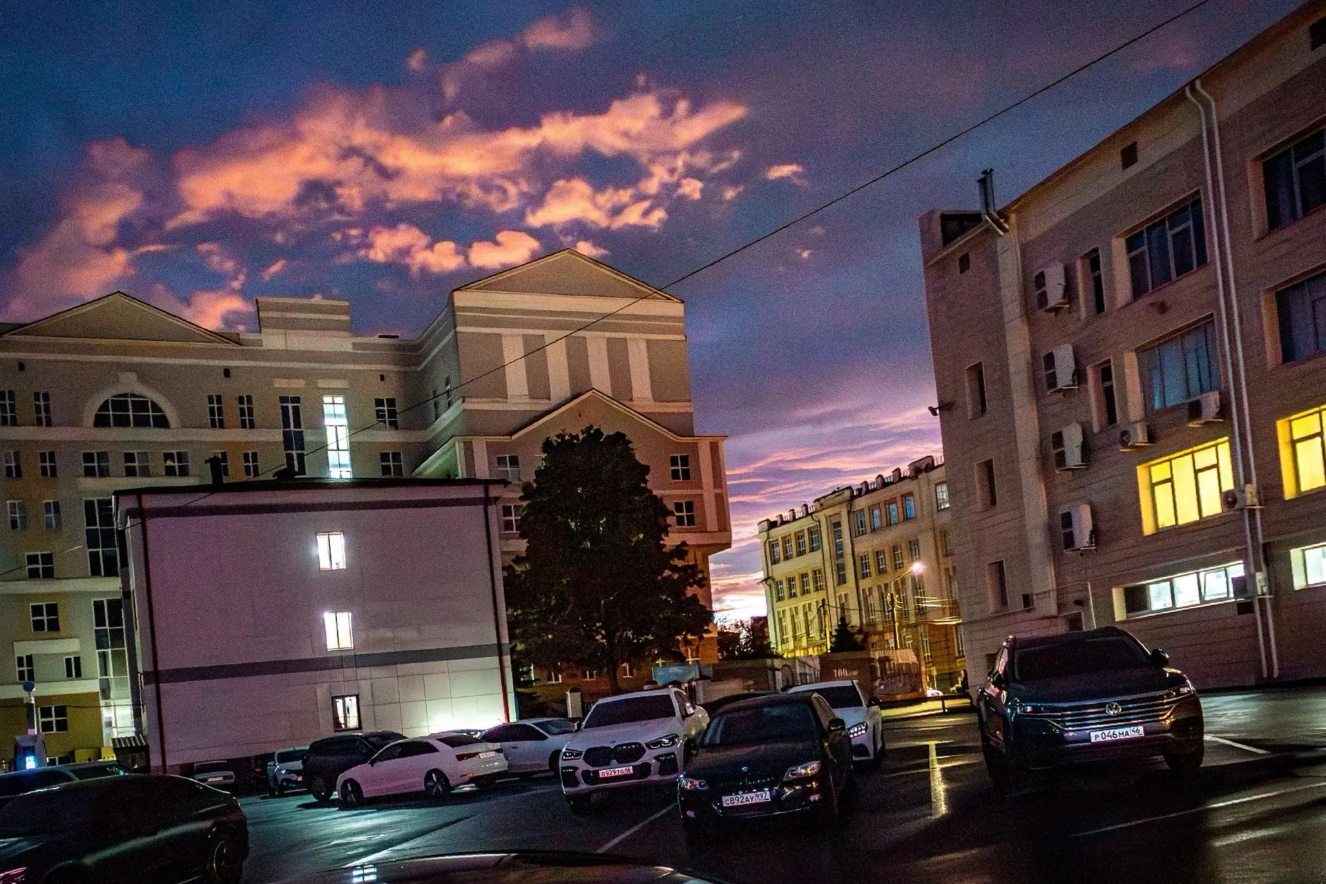 Хорошего вечера. 🌙