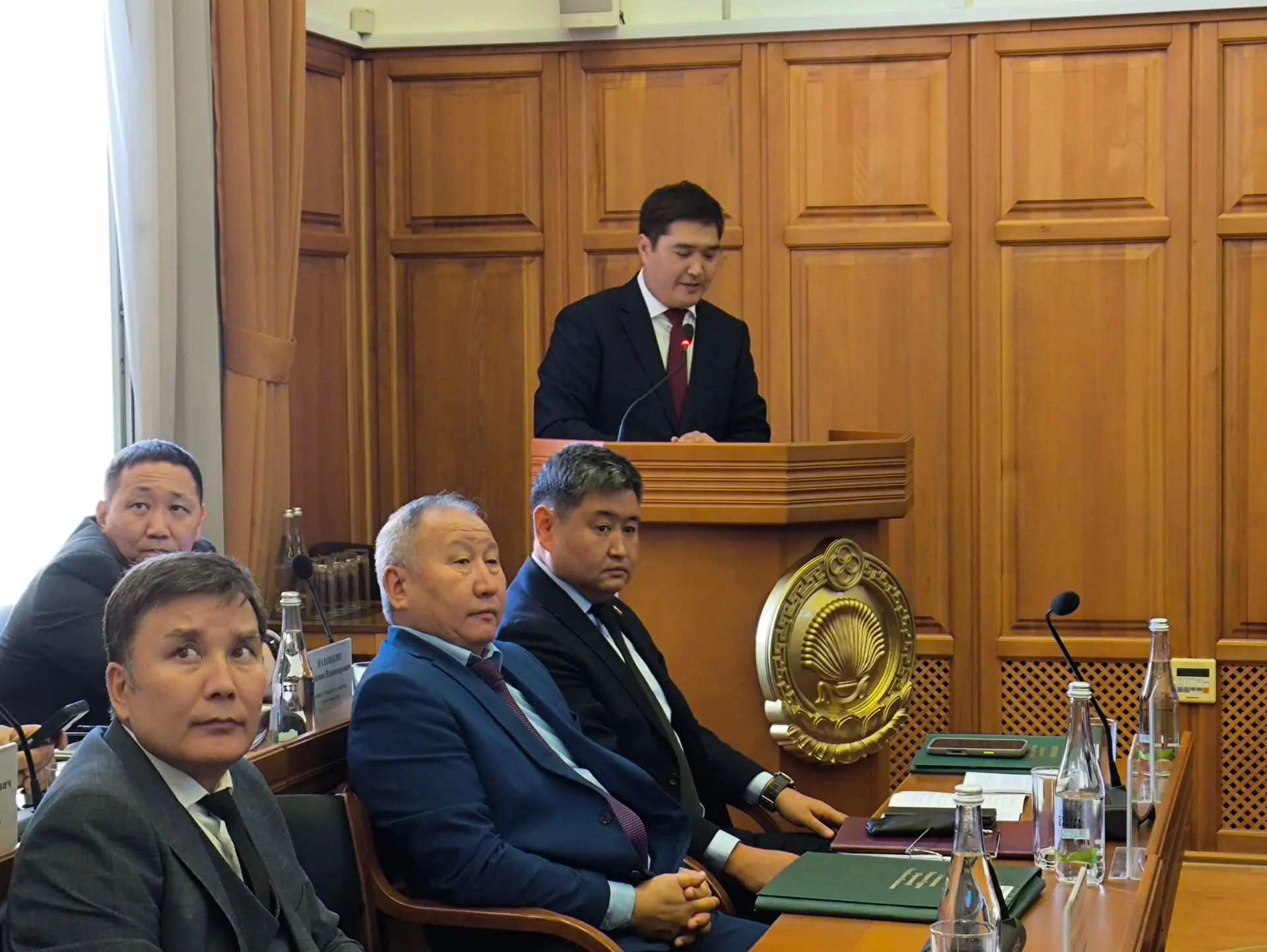 В ходе 33-й сессии Народного Хурала (Парламента) Калмыкии состоялся «правительственный ...