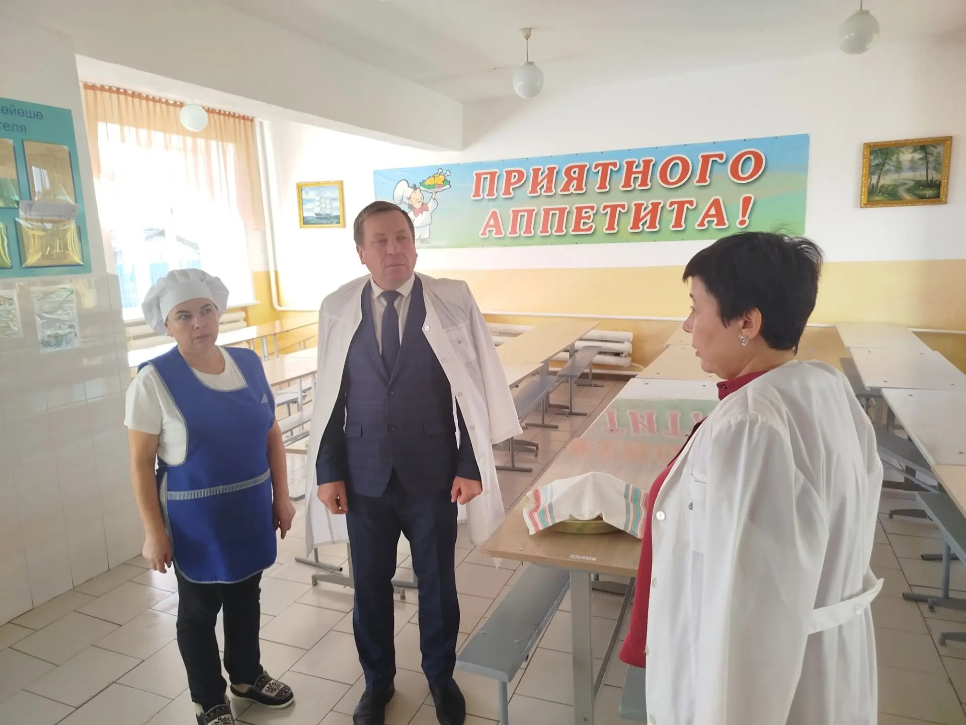 Питание в школах и детских садах всегда находится на нашем особом контроле. Сегодня тож...