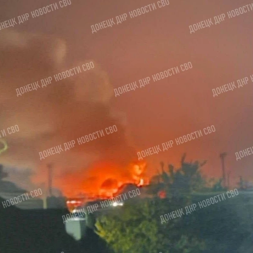 🔥 Пожар в Сарнах Ровенской области после прилётов