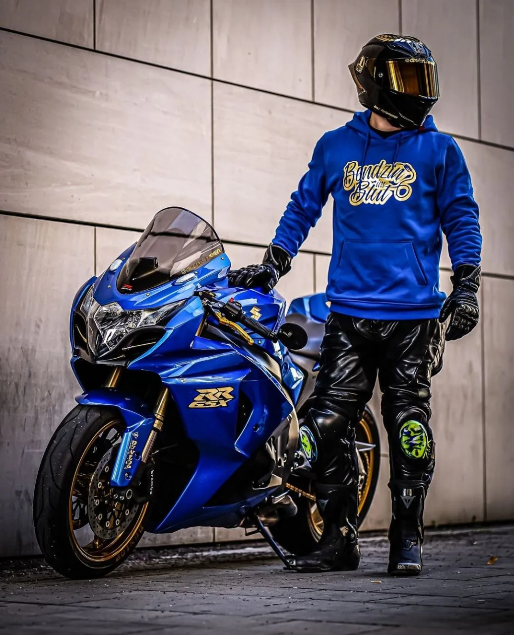 Suzuki GSX-R — the sportbike icon 🔥🏁