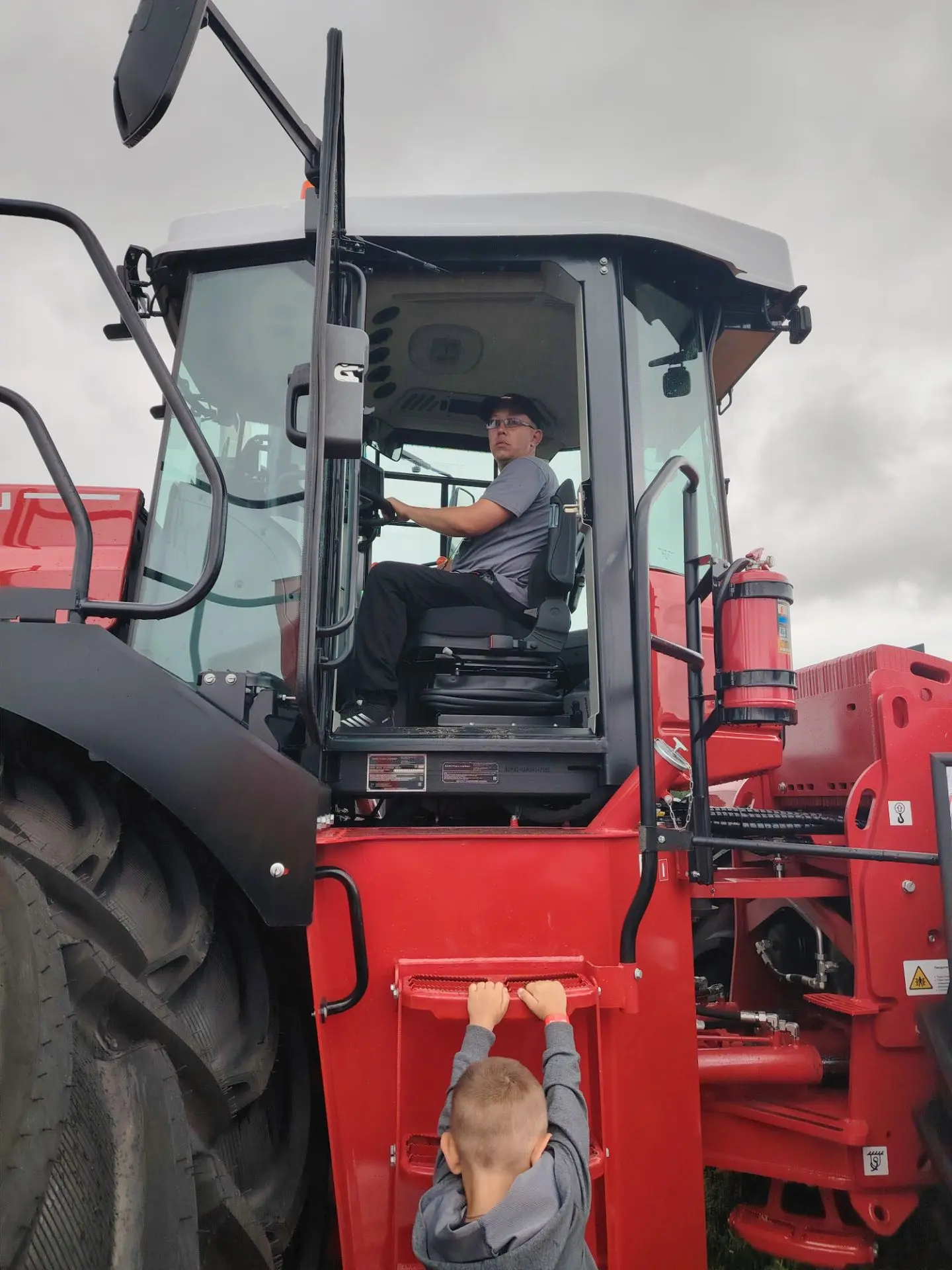 🚜 Ученик 7 класса, активист первичного отделения Движения Первых МБОУ "Злынская ООШ" С...