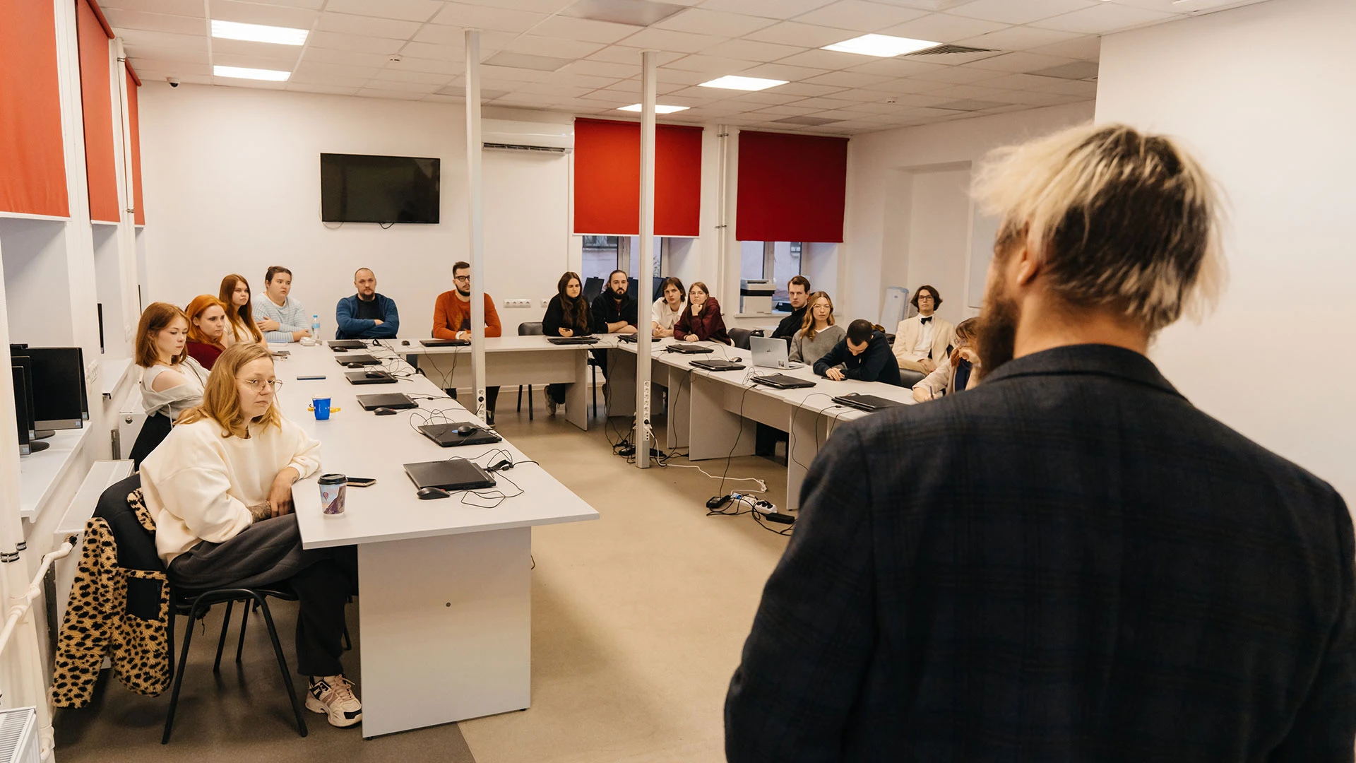 👨‍🔬Как мыслить, чтобы быть успешным исследователем: в РХТУ провели мастер-класс для с...