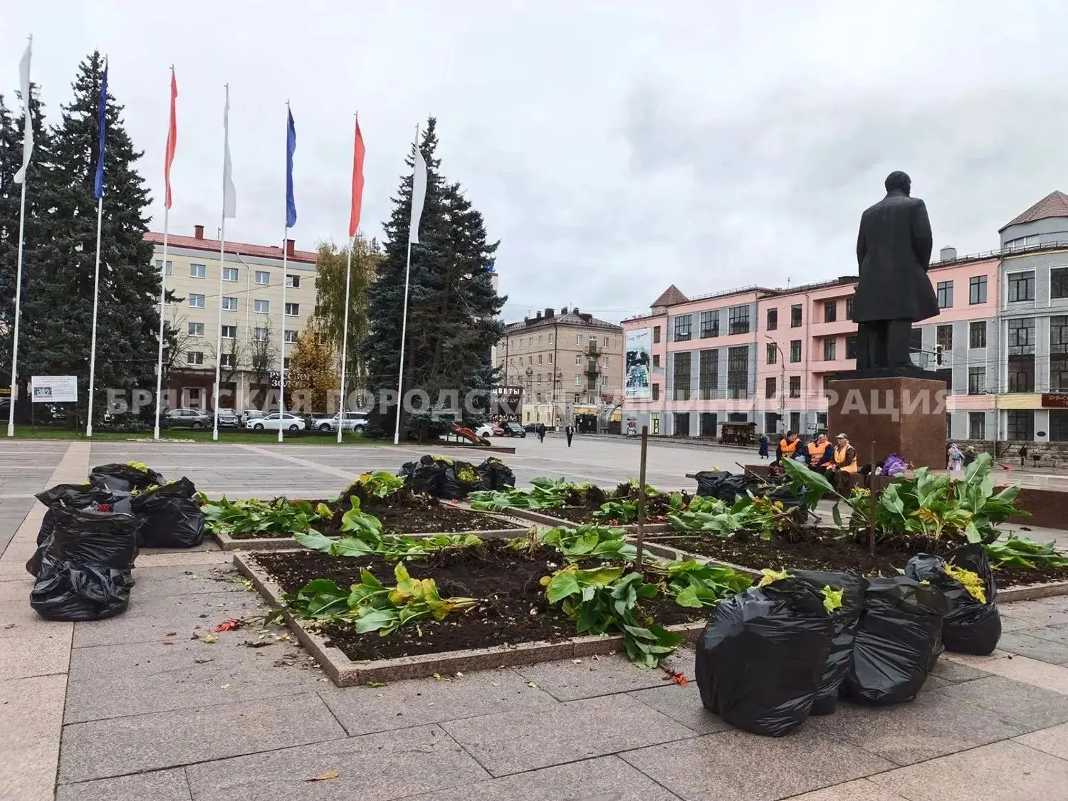 Дорожники готовят канны к зимовке