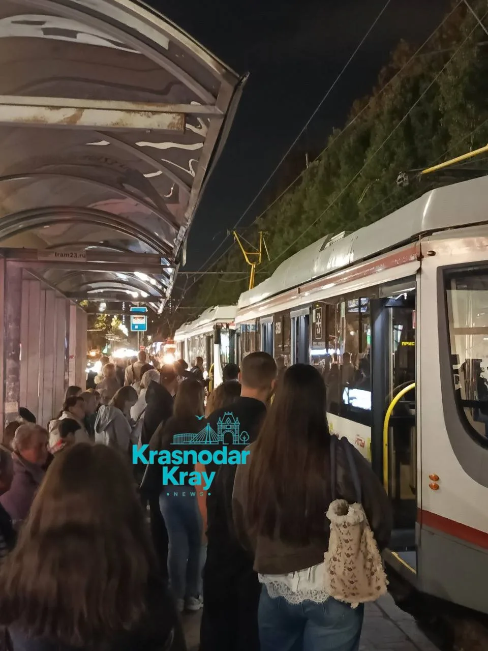 🚋 На Ставропольской в Краснодаре сломался трамвай. Сразу десять маршрутов задерживаются