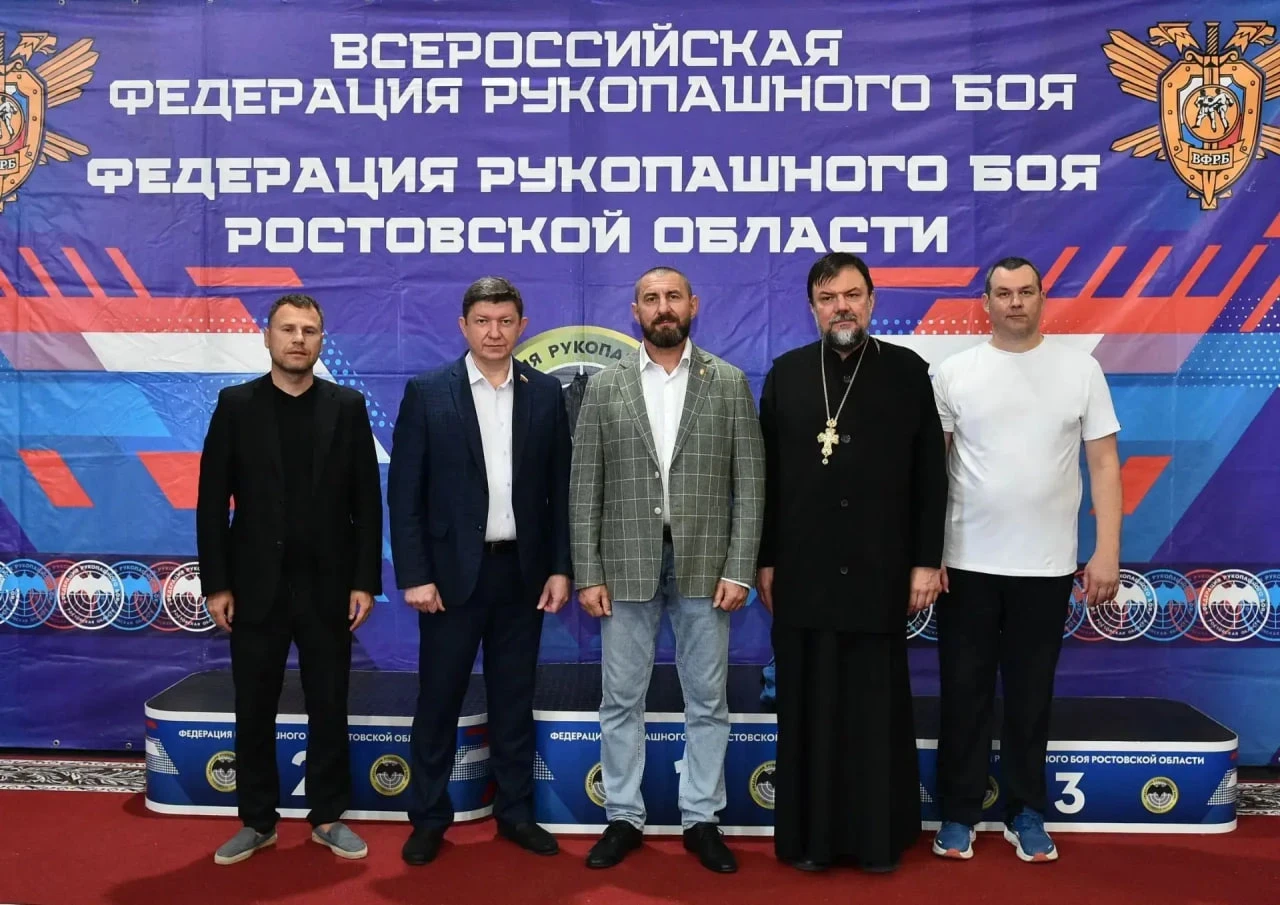 210 бойцов съехались на турнир по рукопашному бою