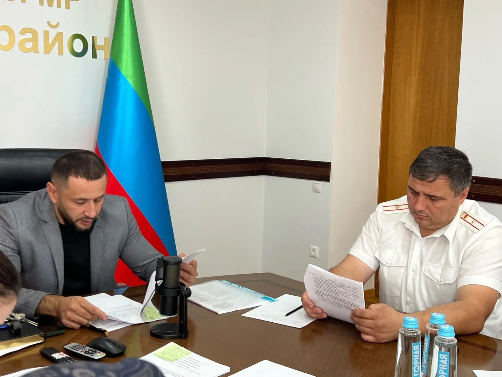 🔹В Буйнакском районе состоялось заседание комиссии по делам несовершеннолетних