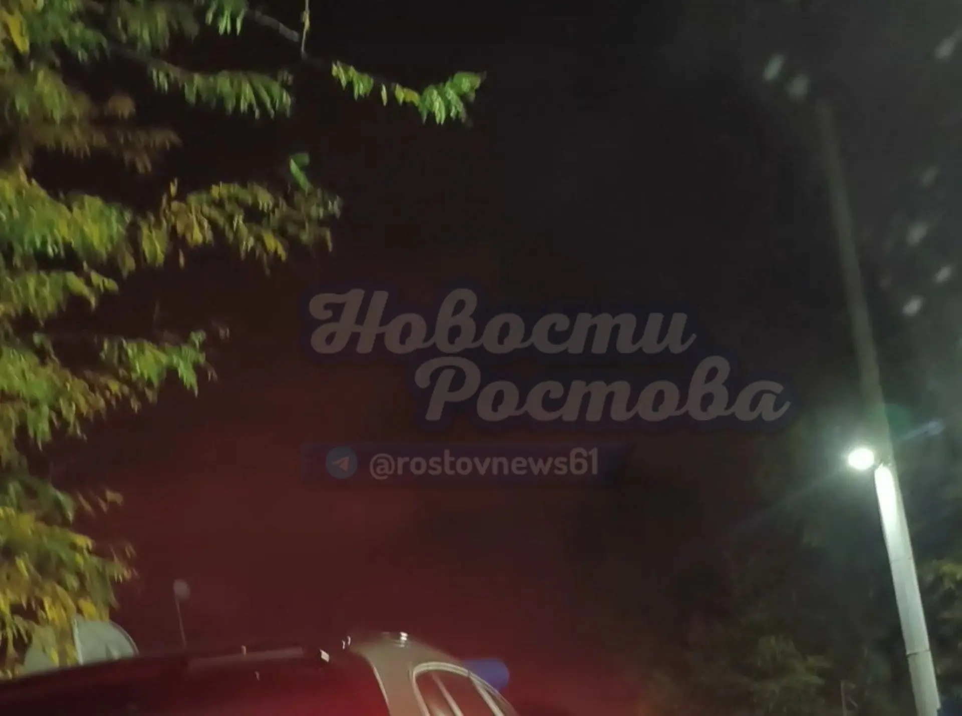 Момент яркого зарева которое видели жители Ростова и Батайска попал на видео