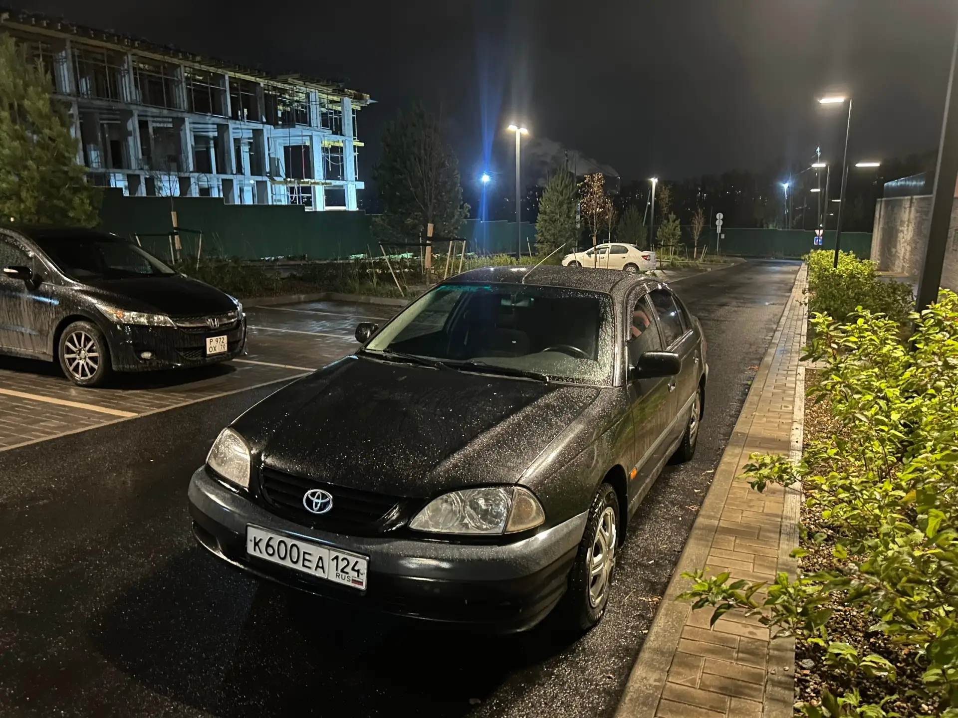 Toyota avensis 2001 г.в