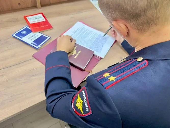📱 Ростовская пенсионерка за шесть дней отдала мошенникам 900 тысяч рублей