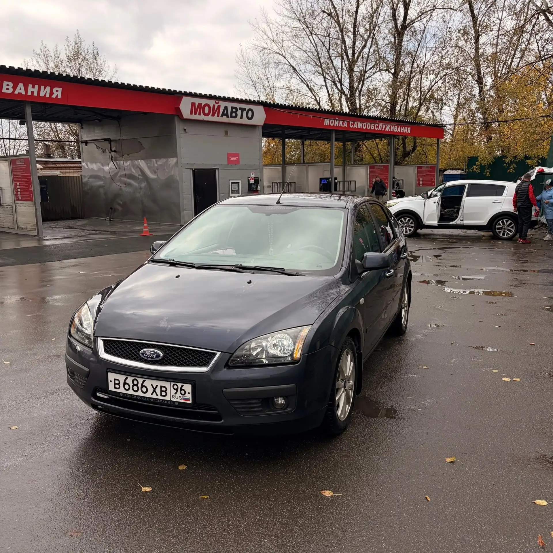 Продам форд фокус 2007г, 2 хоза, автотека зелень, мотор 1.8 работает без нареканий, ход...
