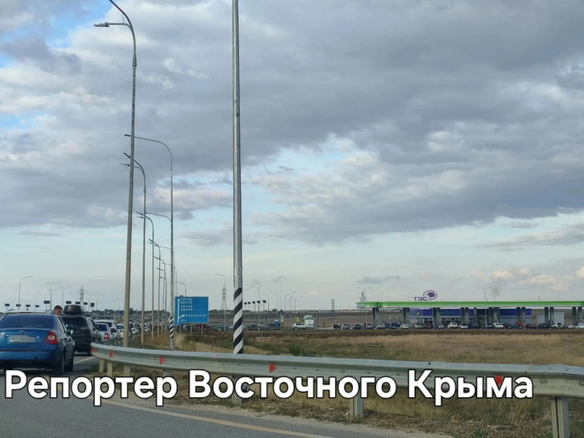 Где в Ленинском районе сегодня днем продают топливо по 100 рублей?