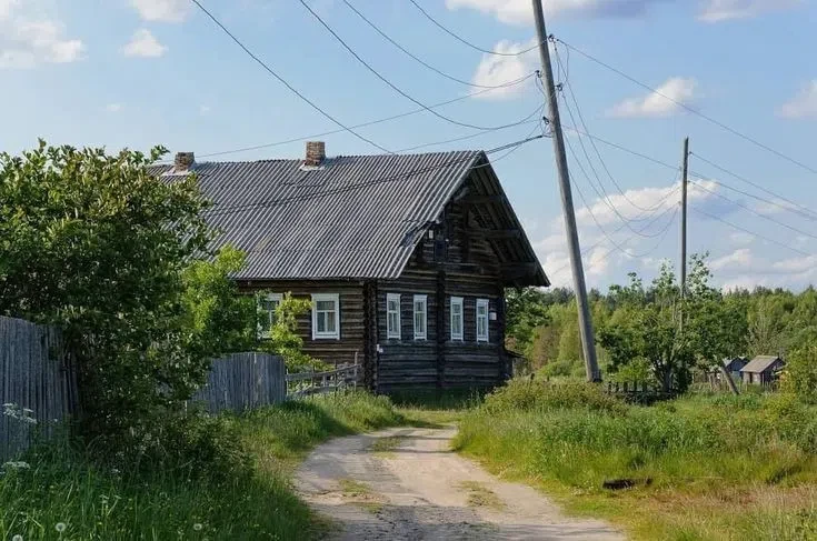 Домик у дороги