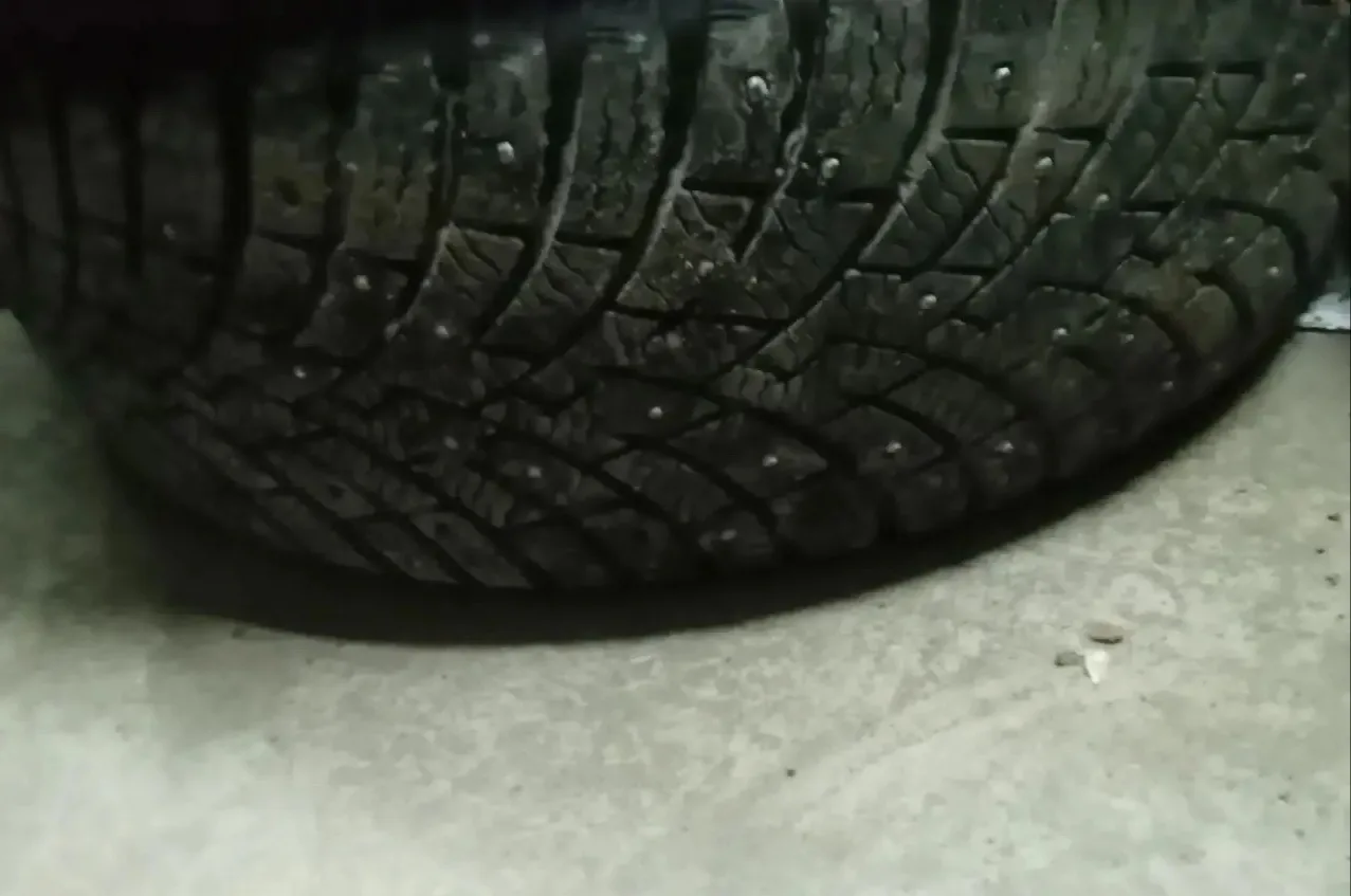 Продам зимнюю резину Pirelli Ice Zero 2, R16, 205/55. Б/у, на штампах Ford — штампы мож...