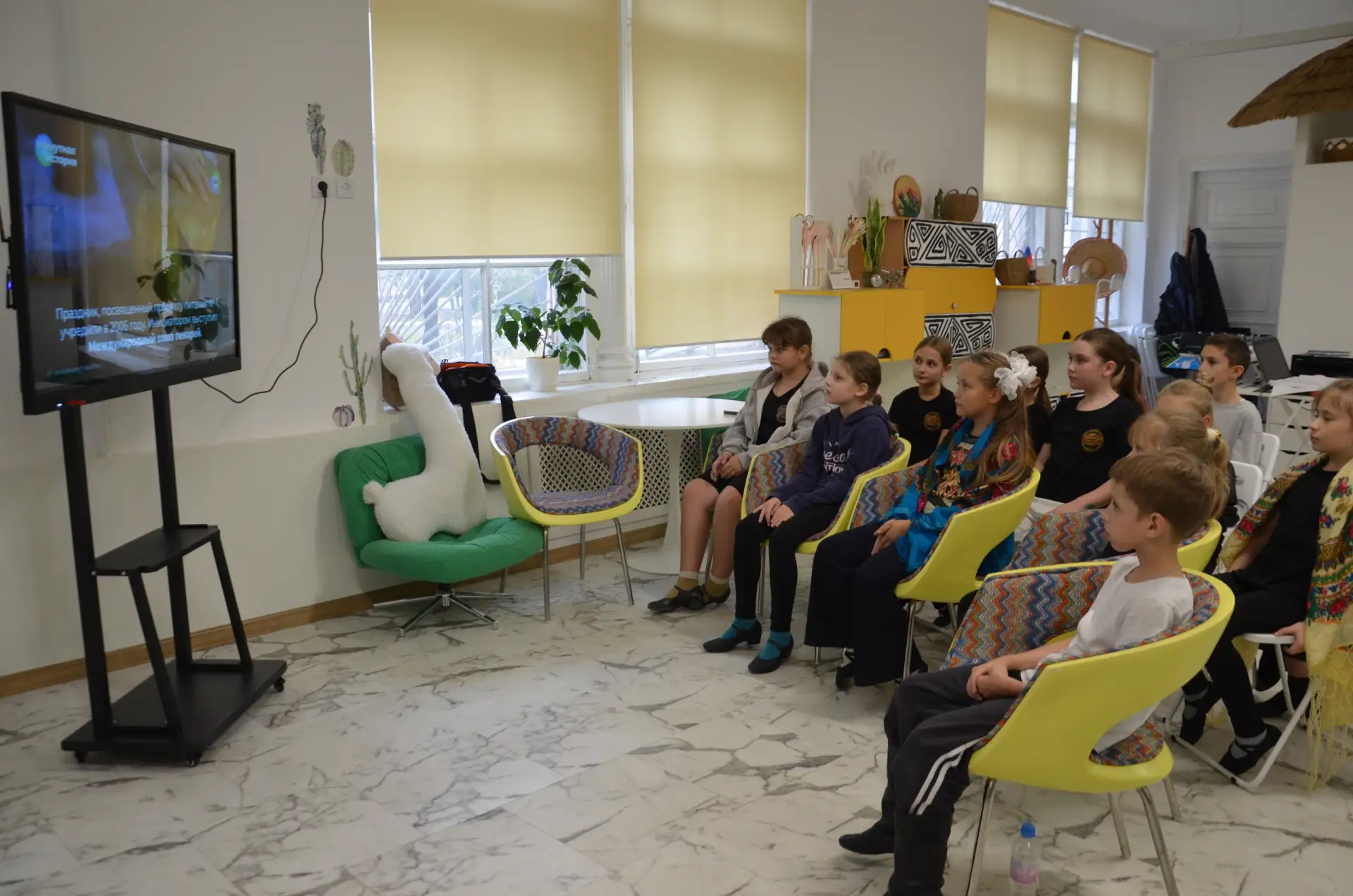 15 октября, ко Всемирному дню хлеба, в МБУ «ДК им. Ленина» для младших воспитанников Об...