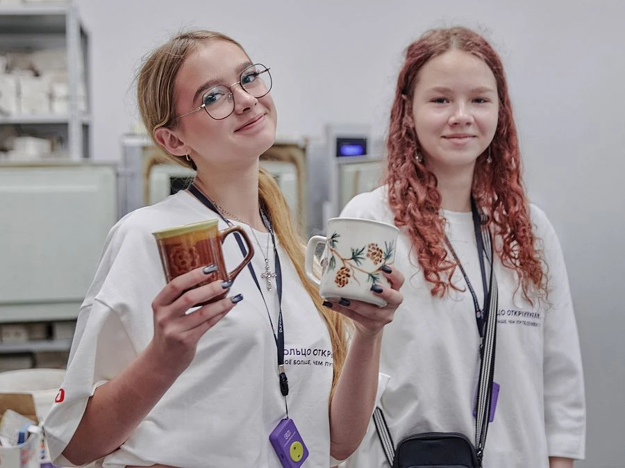 🤝 Программа «Больше, чем путешествие» стала партнёром конкурса «20 до 20» от Ozon