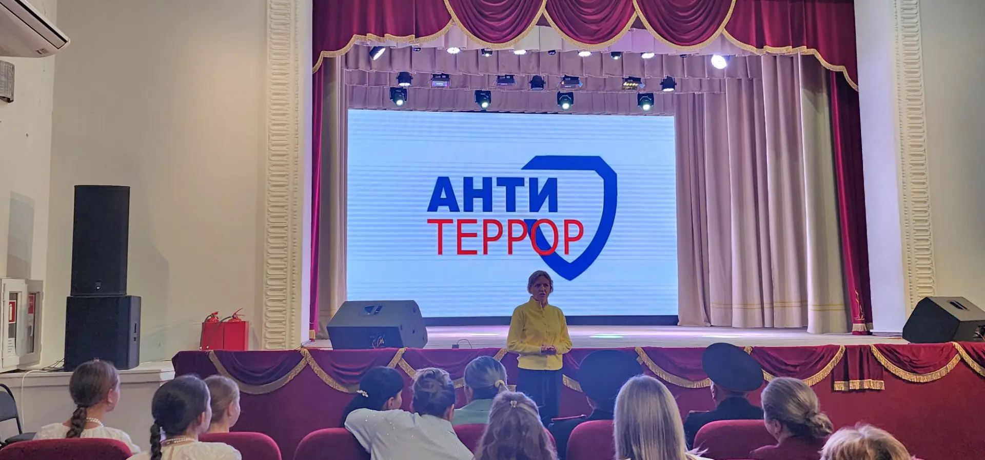 Россия против террора: в станице Бриньковской обсудили вопросы безопасности
