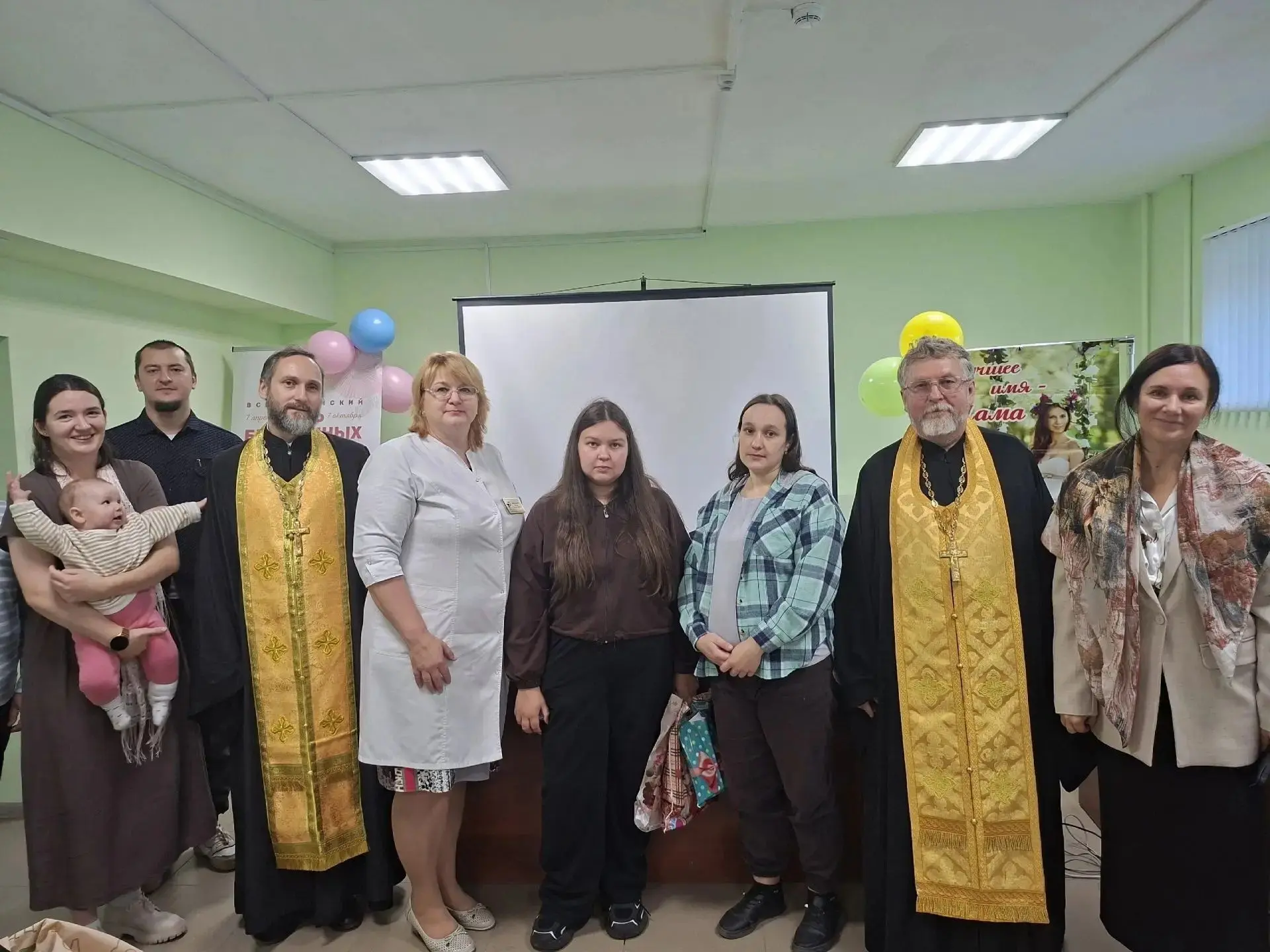 В Энгельсской районной больнице прошел День беременных: будущим мамам подарили заботу, ...