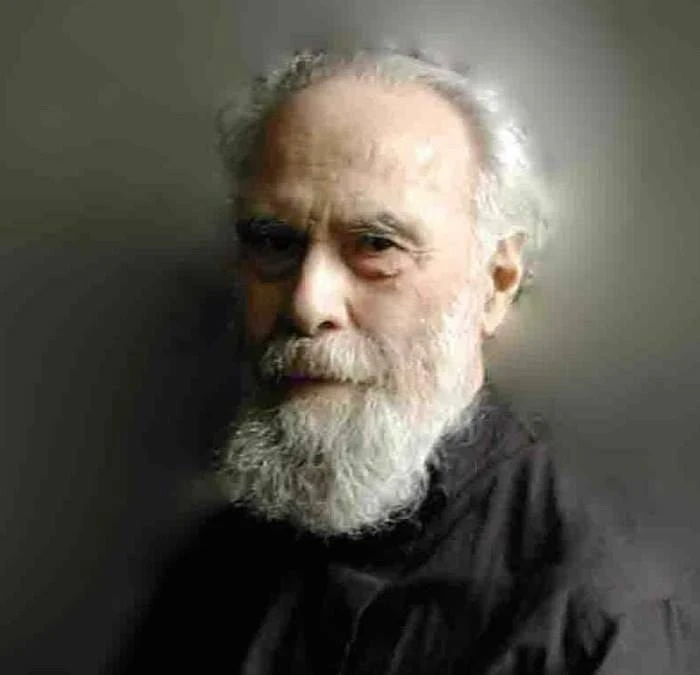 ✨️Есть место в трудах Макария Египетского, где говорится: «Молиться за кого-то — значит...