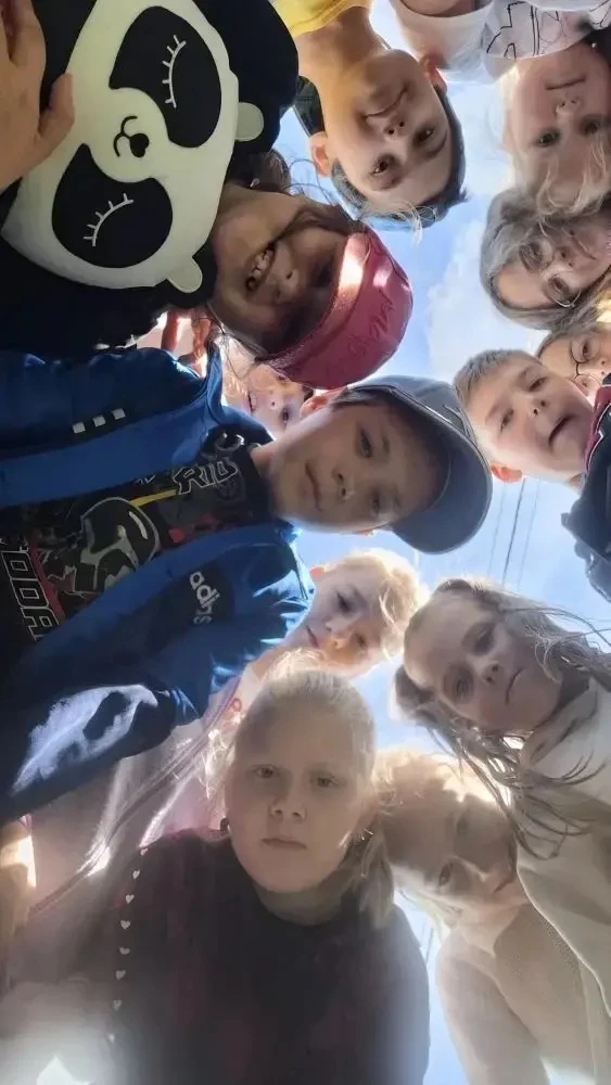 ☀️ Увлекательный день в школьном лагере «Солнышко»! ☀️