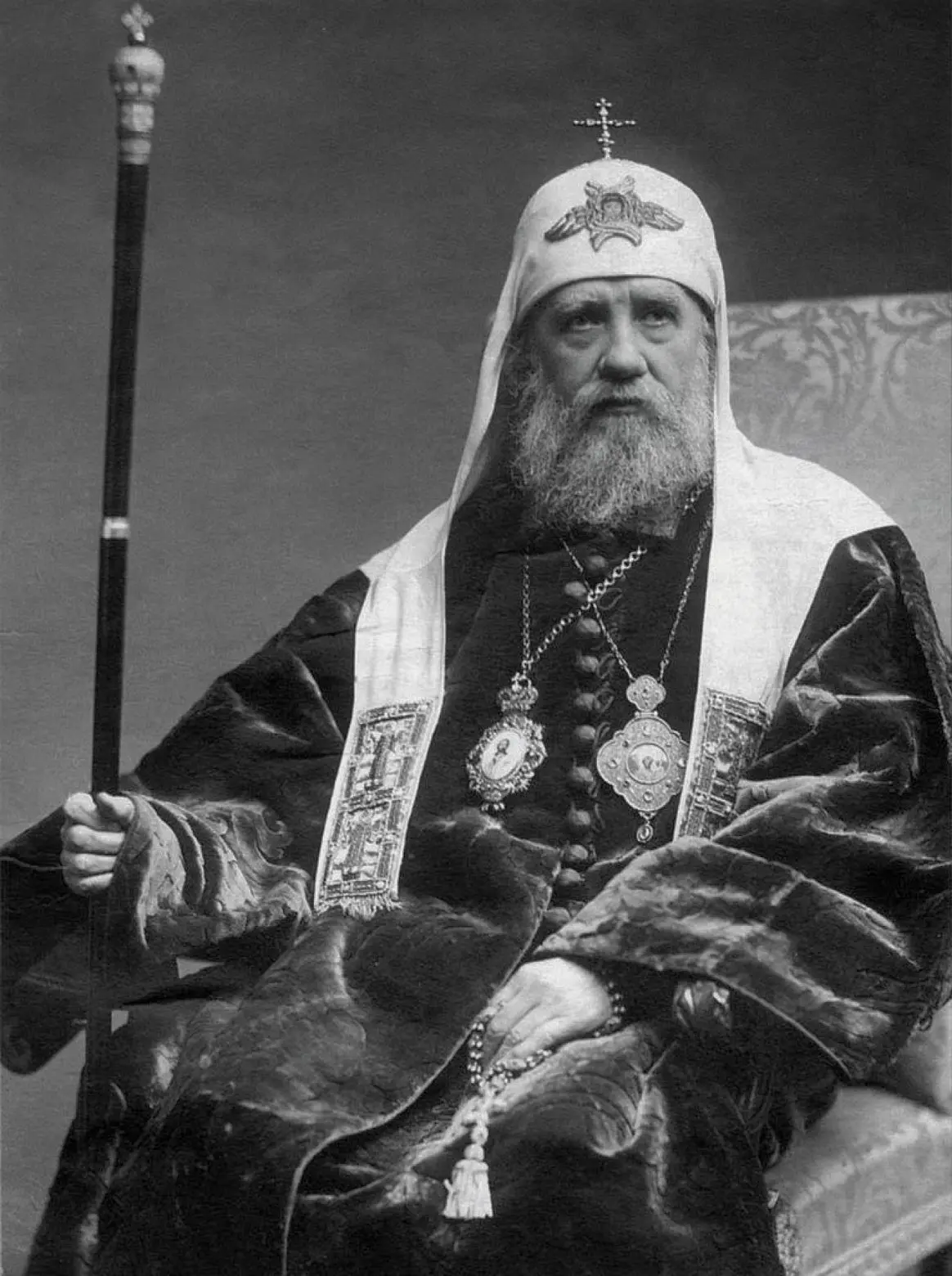 Архиерейский Собор 1989 года проходил в Даниловом московском монастыре под председатель...