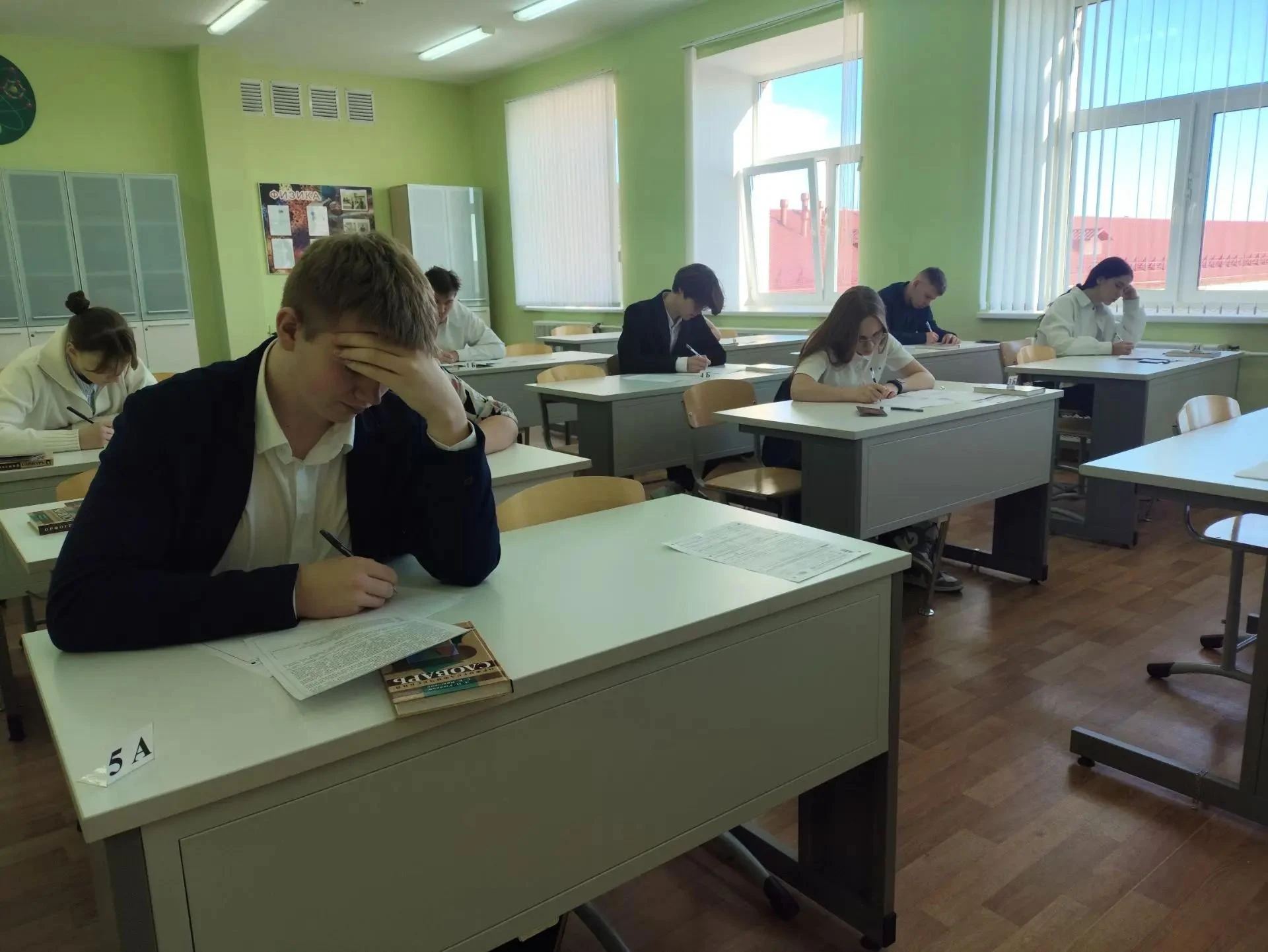 🚀 Шаг к успеху! Сегодня в школах Волосовского района проходит репетиционное итоговое с...