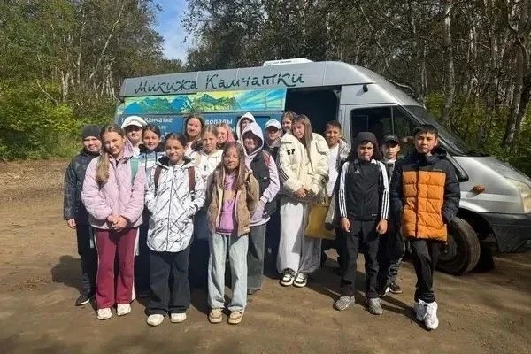 📢 «Камчатка. Полуостров мужества»: школьники Вилючинска побывали на выездных экскурсиях