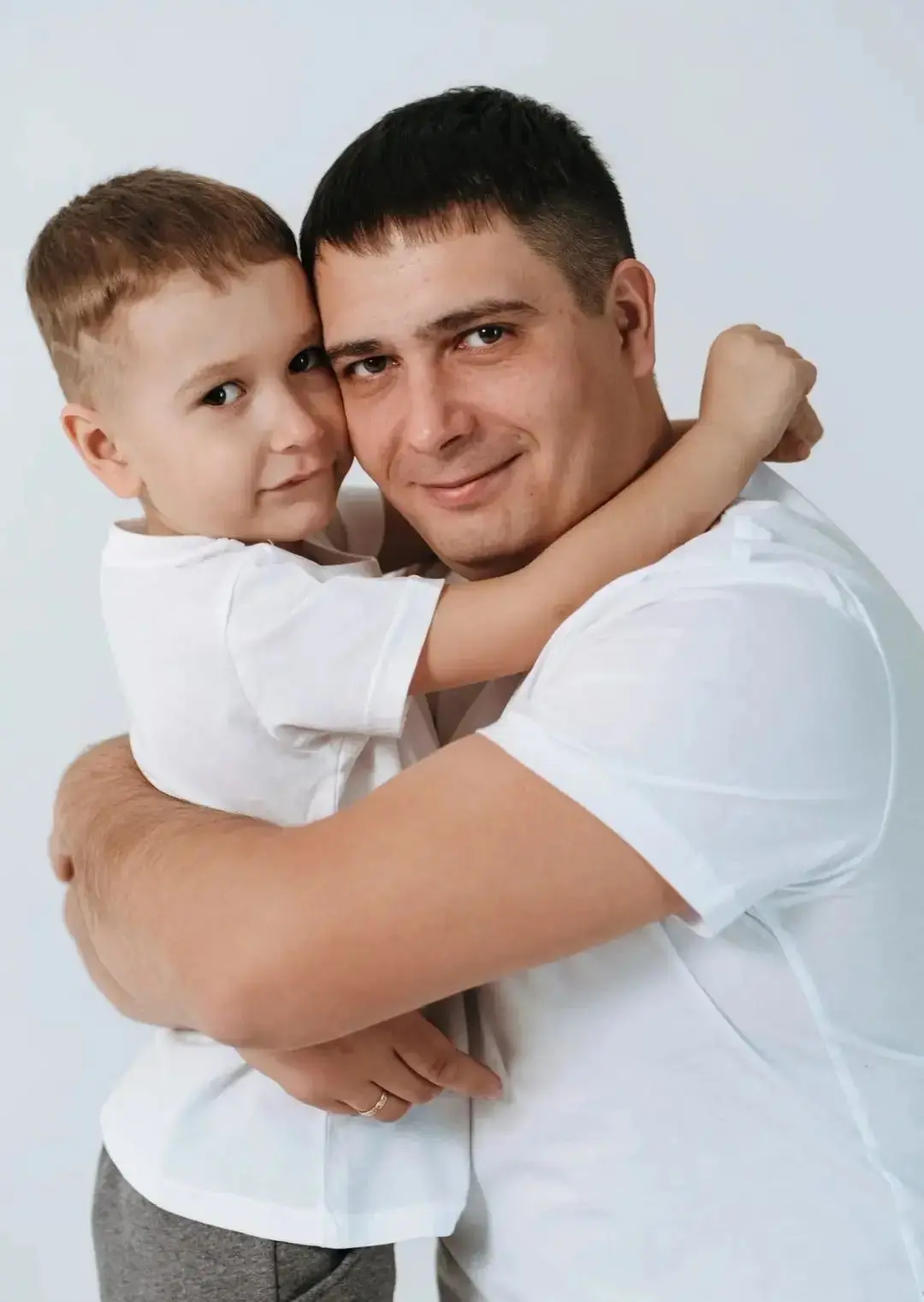 С Днём Отца мой милый папа,