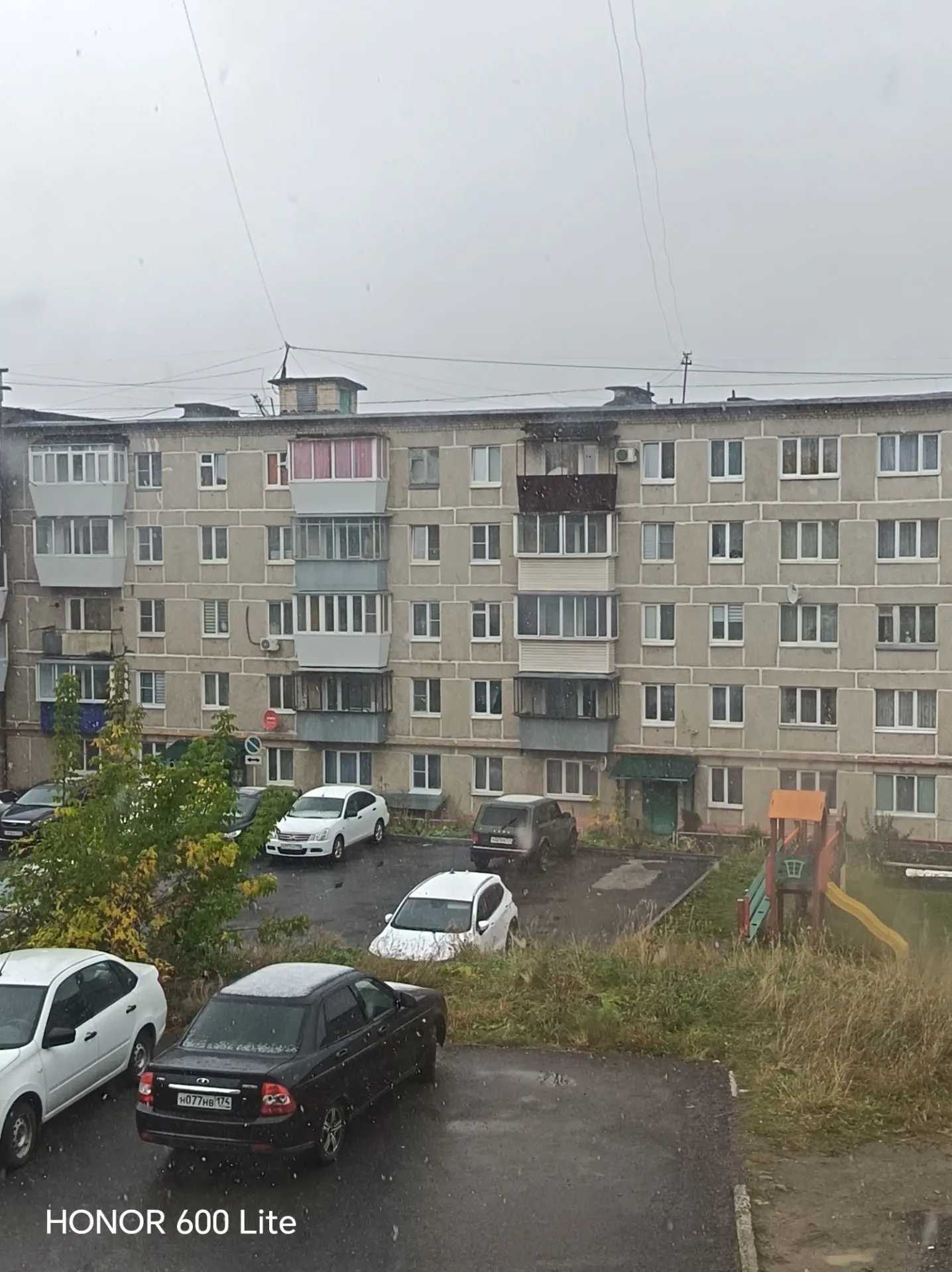 Подумал о тебе и пошёл снег❄