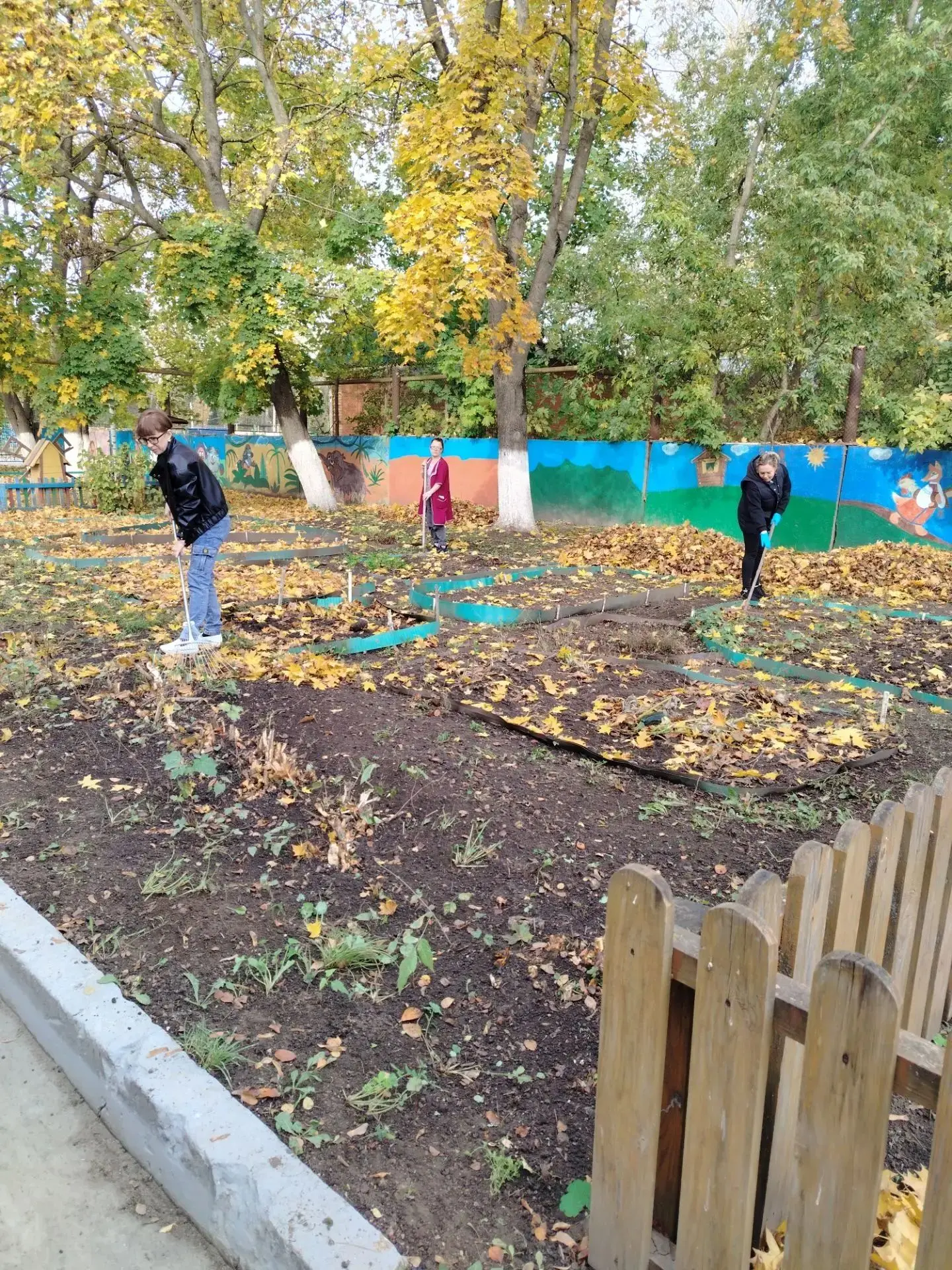 🧹 Осенние субботники: наводим порядок к зиме!