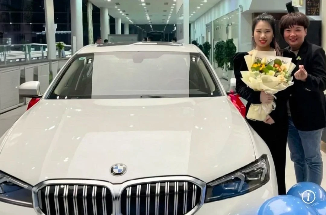 👏 Кто-то дарит сотрудникам кружки и магнитики, а эта начальница из Китая — BMW.