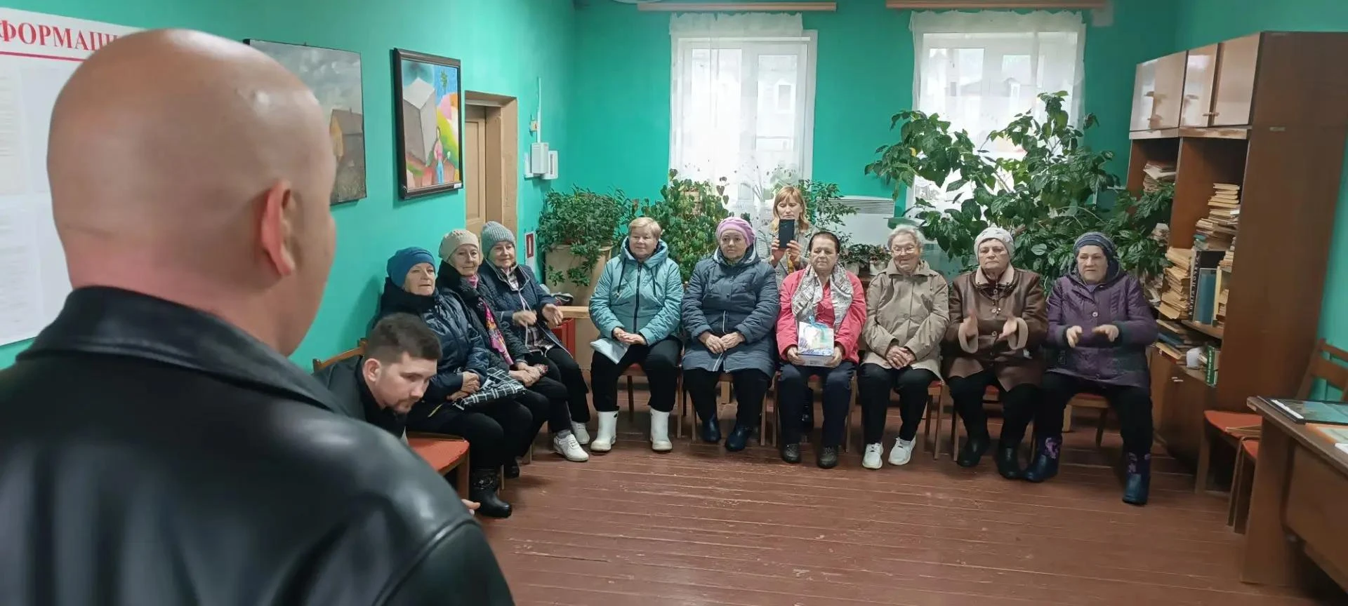 🎶 «Пусть в сердце молодость поёт!»: музыка, согревающая душу