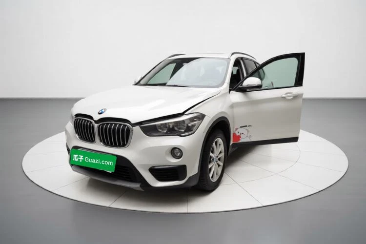 🚗 BMW 2016