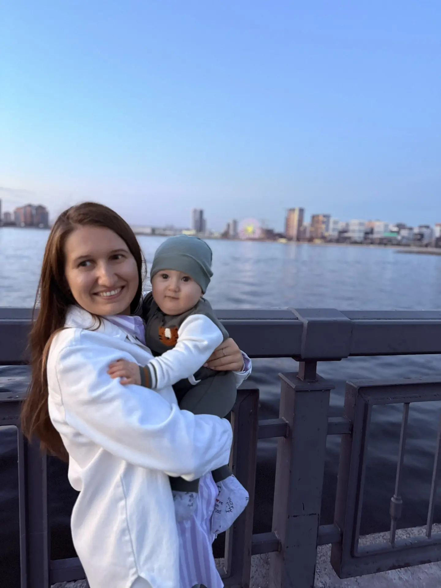 Привет всем от Ани и Богдана 👩‍🍼🤭 На связи эндокринолог с 9-месячным малышом 👶