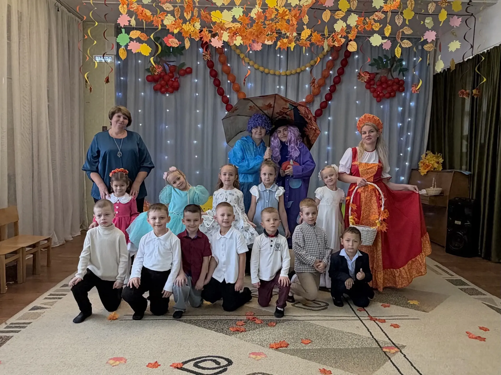 🍁 Осенний праздник в старшей группе «Легознайки»! 🍁
