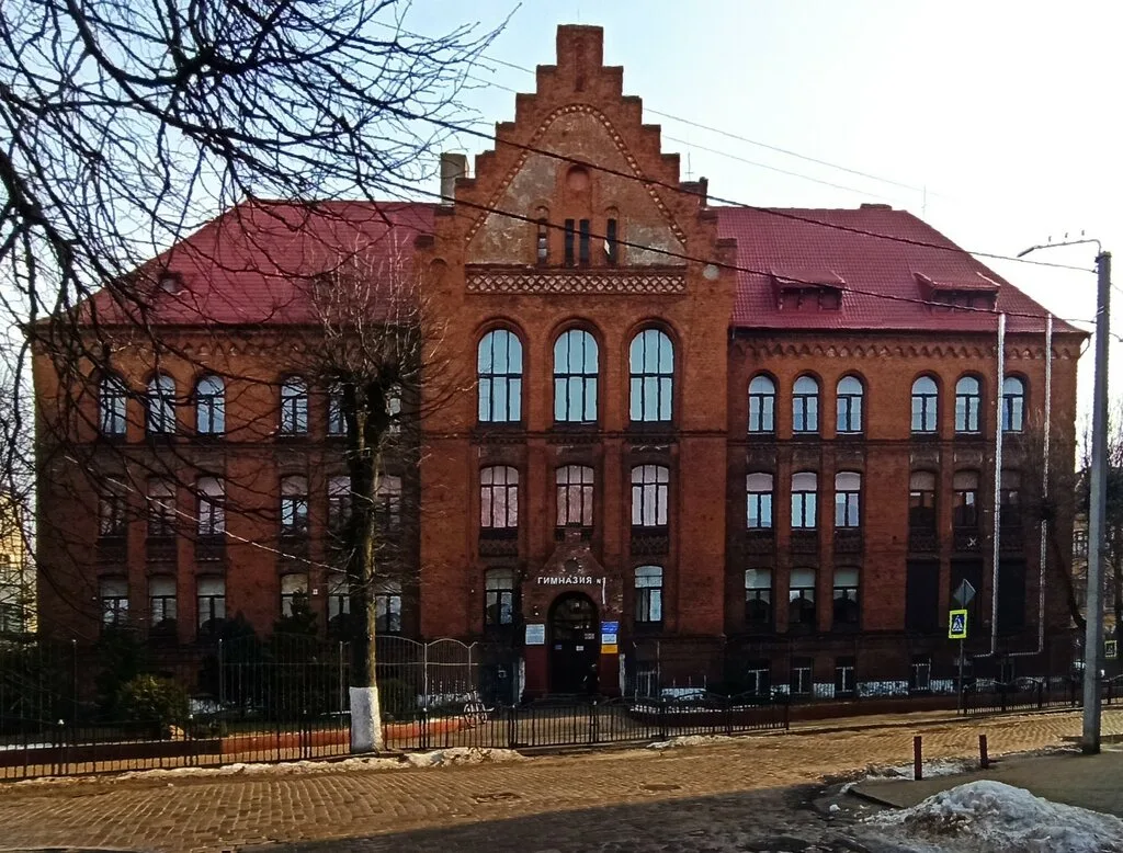 С завтрашнего дня подадим тепло в наши школы и детские сады.