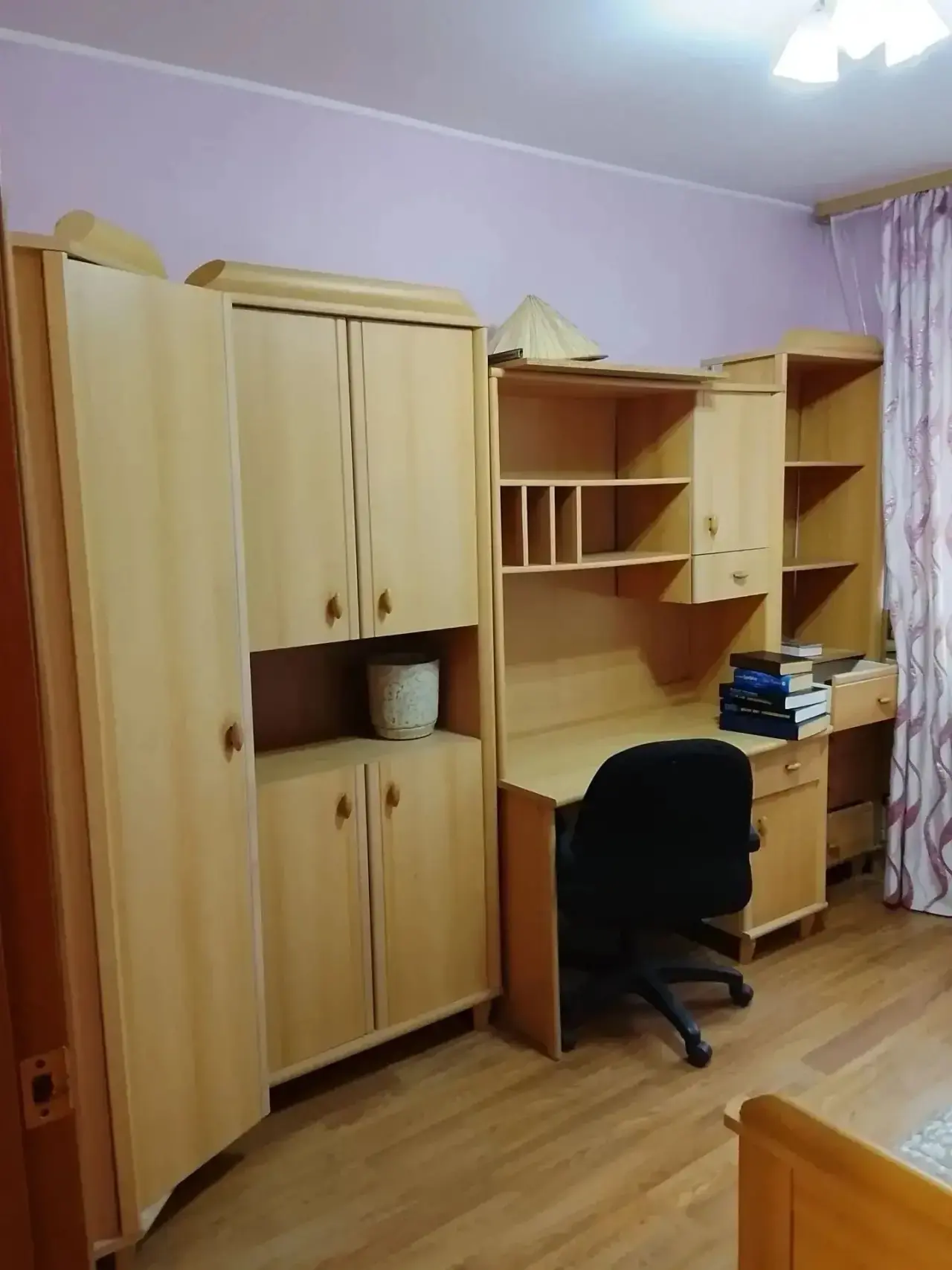 Продам уголок школьника 89502824142 15000 Котельникова 8 самовывоз