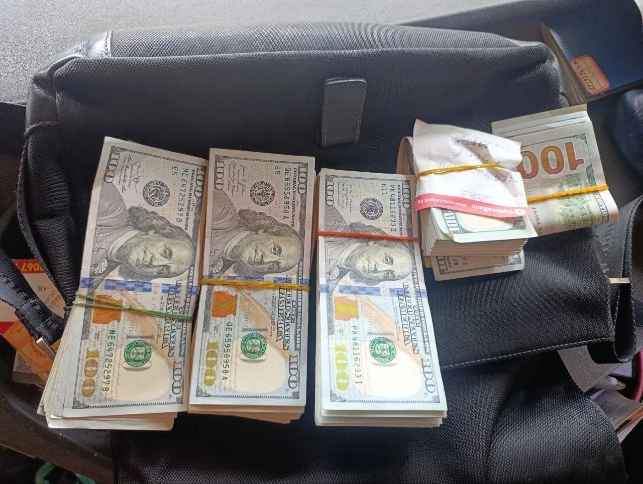 💸 В Узбекистане пресекли попытки незаконного вывоза $44,5 тыс.