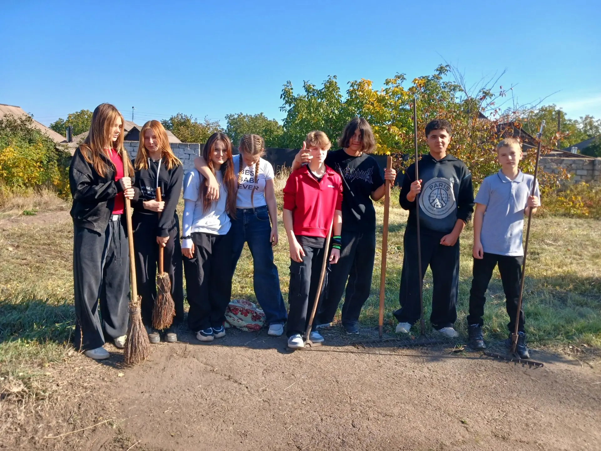🤗9 октября 2026 года в нашей школе прошел большой осенний субботник🍁🍂