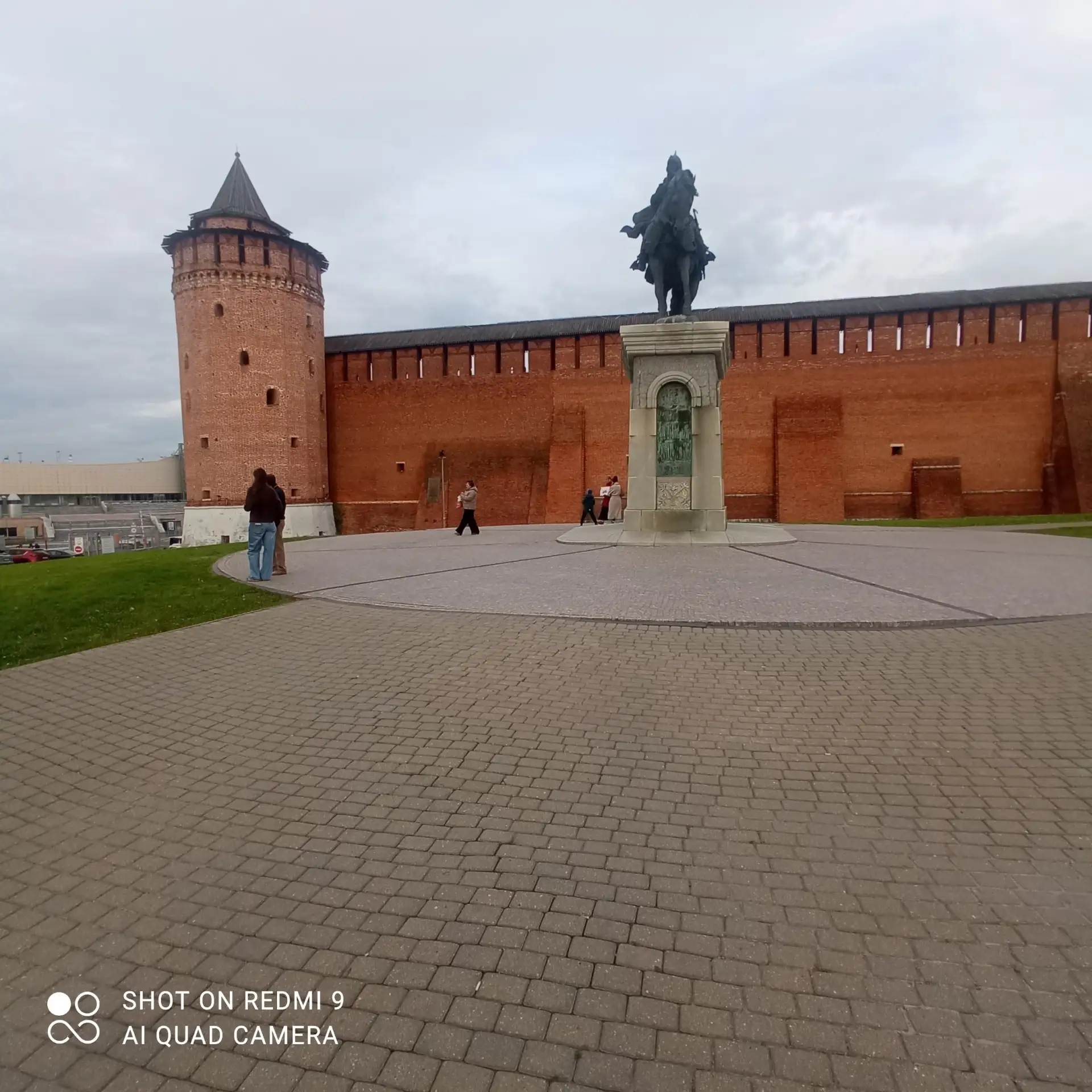 Есть у Можайска и Коломны общие связи. Нас связывает Москва-река. Борис Пильняк. Дмитри...