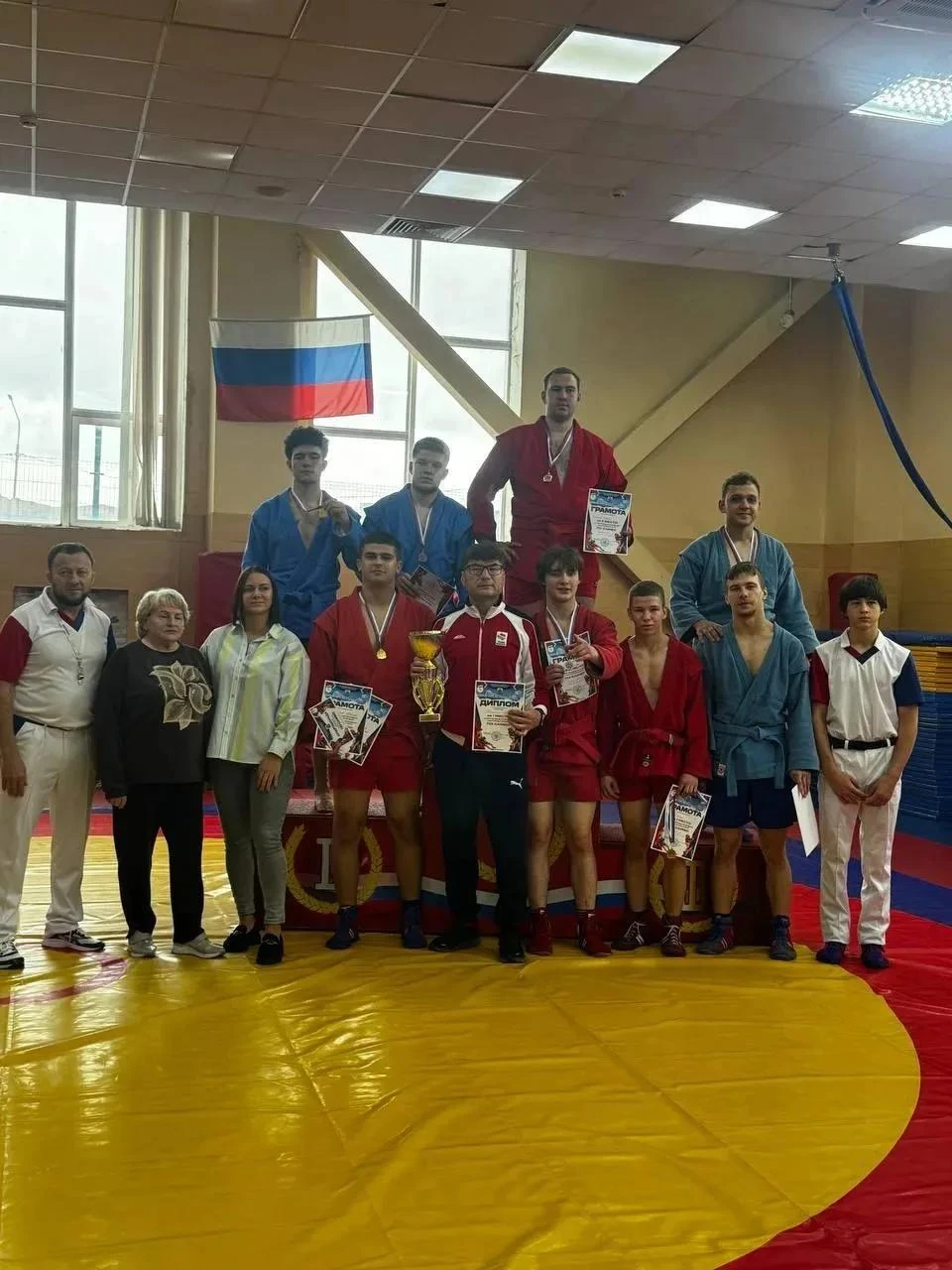 🏆 Равнение на чемпионов!