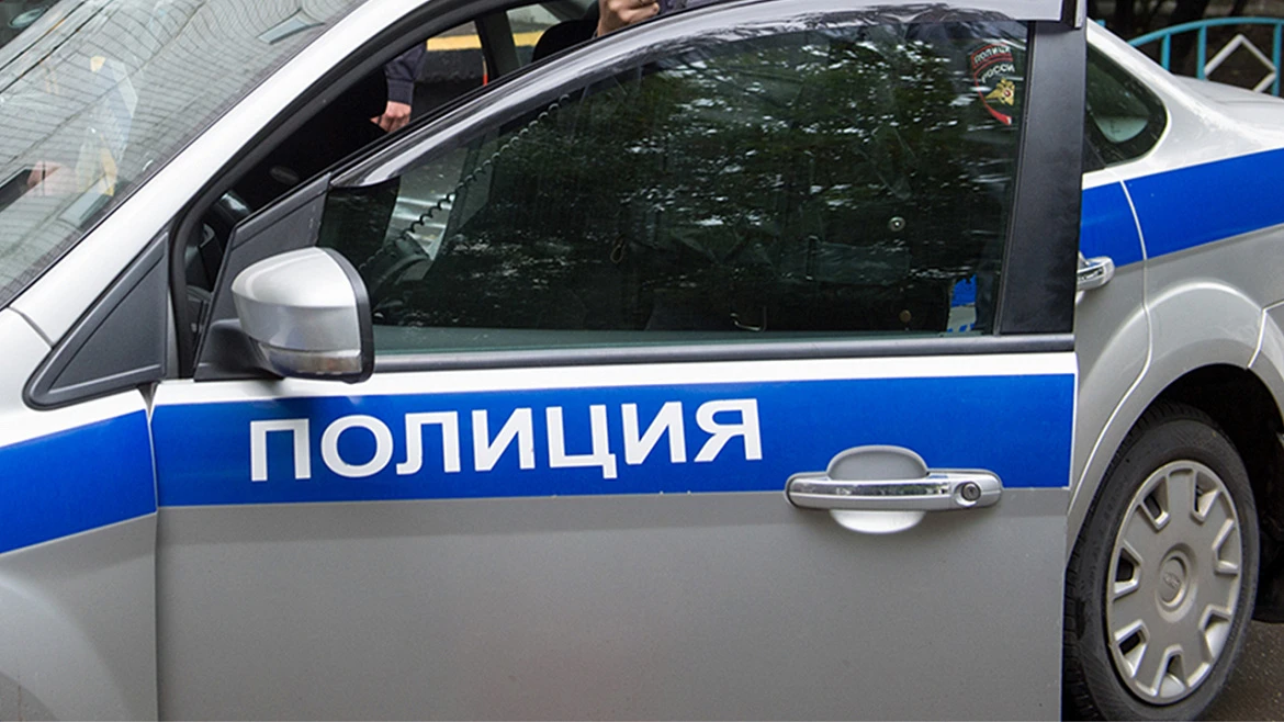 В Санкт-Петербурге мужчина, находясь в состоянии алкогольного опьянения, задушил девушк...